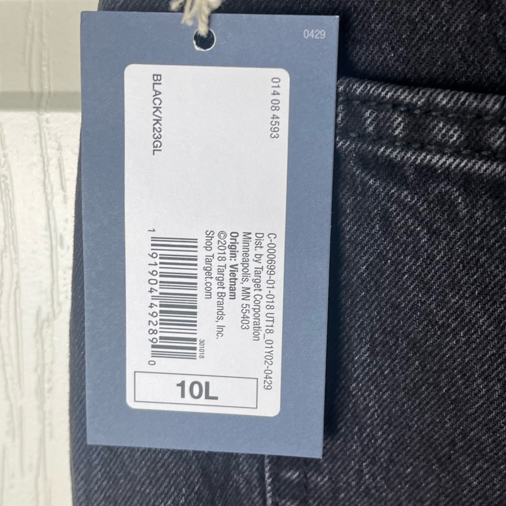 Universal Thread jeans - Picture 3 of 5